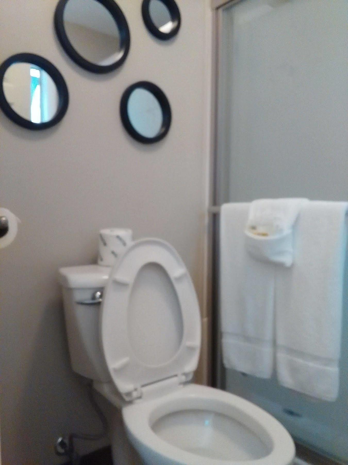 אסקנבה Hiawatha Motel מראה חיצוני תמונה